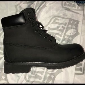 Black Timberlands
